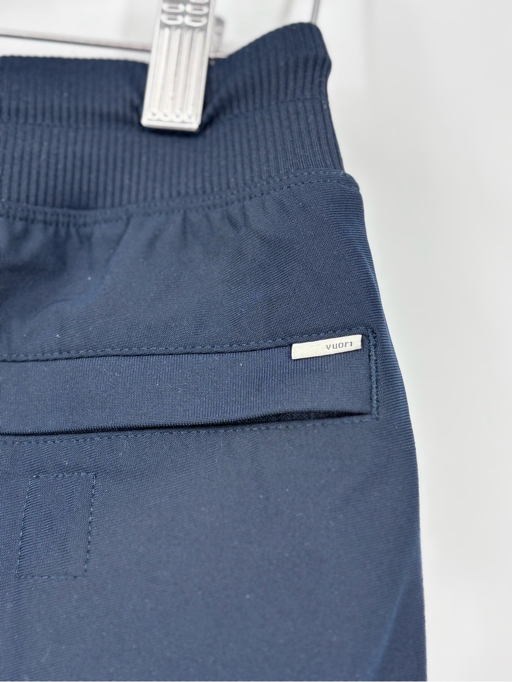 VUORI Meta Navy Drawstring Jogger Pants Medium - Picture 5 of 7